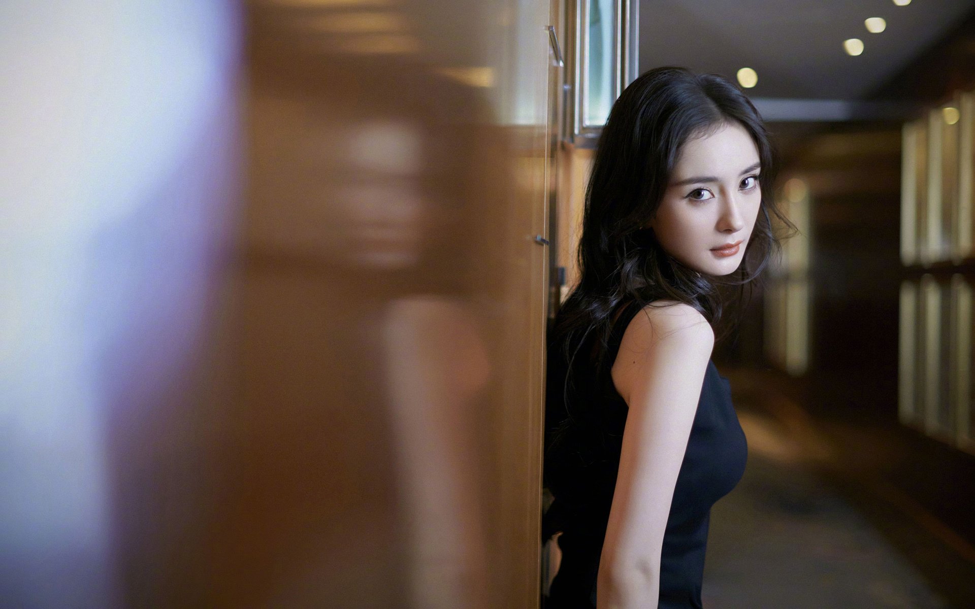 巴尔:全黑队中场“调度员”,精准传球打破僵局